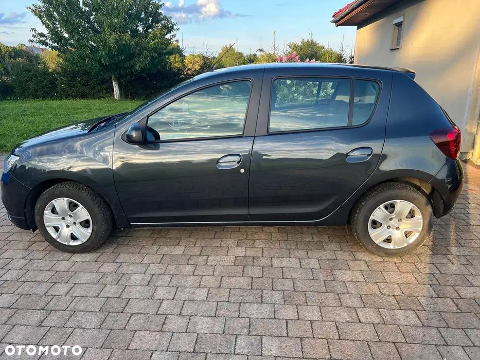 Dacia Sandero - 3