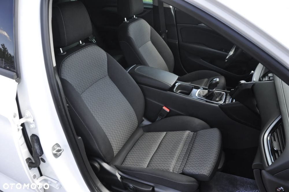 Opel Insignia 2.0 Business Edition - 17