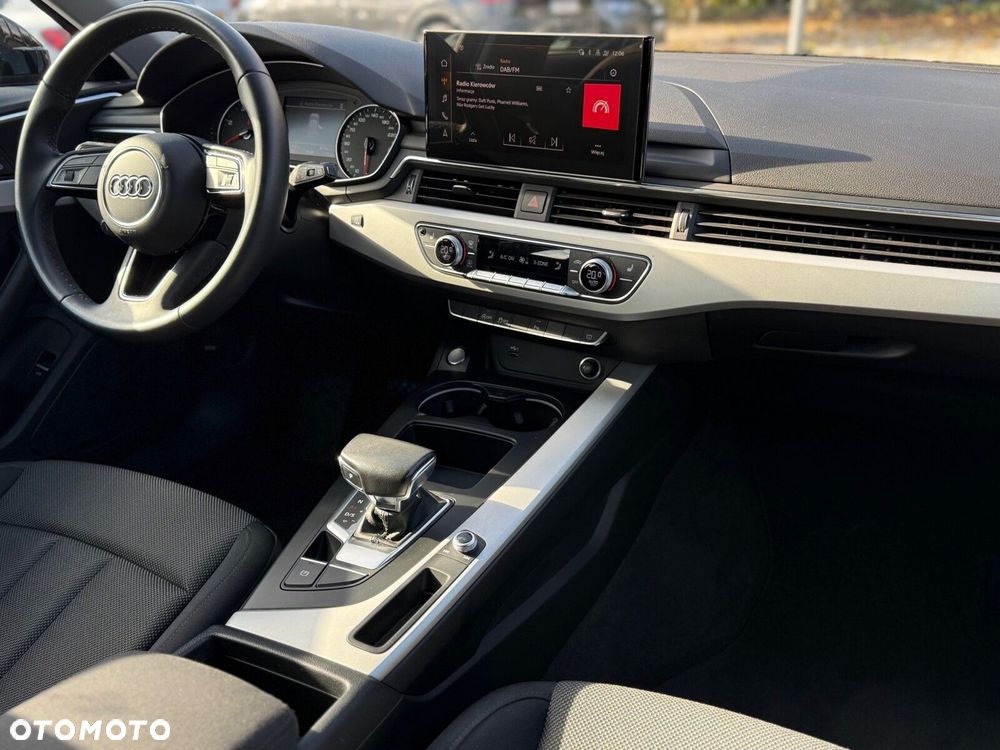 Audi A4 Avant - 13