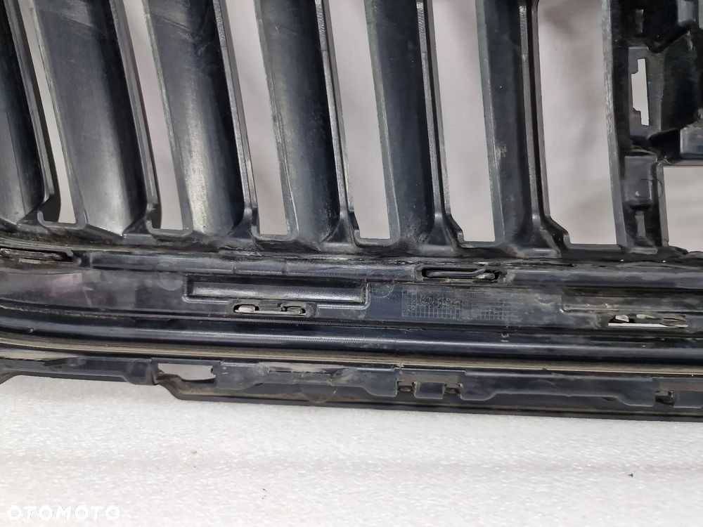 SKODA SCALA 657 18- CZARNA ATRAPA / GRILL PRZEDNI PRZÓD , NR 657853653 , NR AUKCJI GL351 - 17