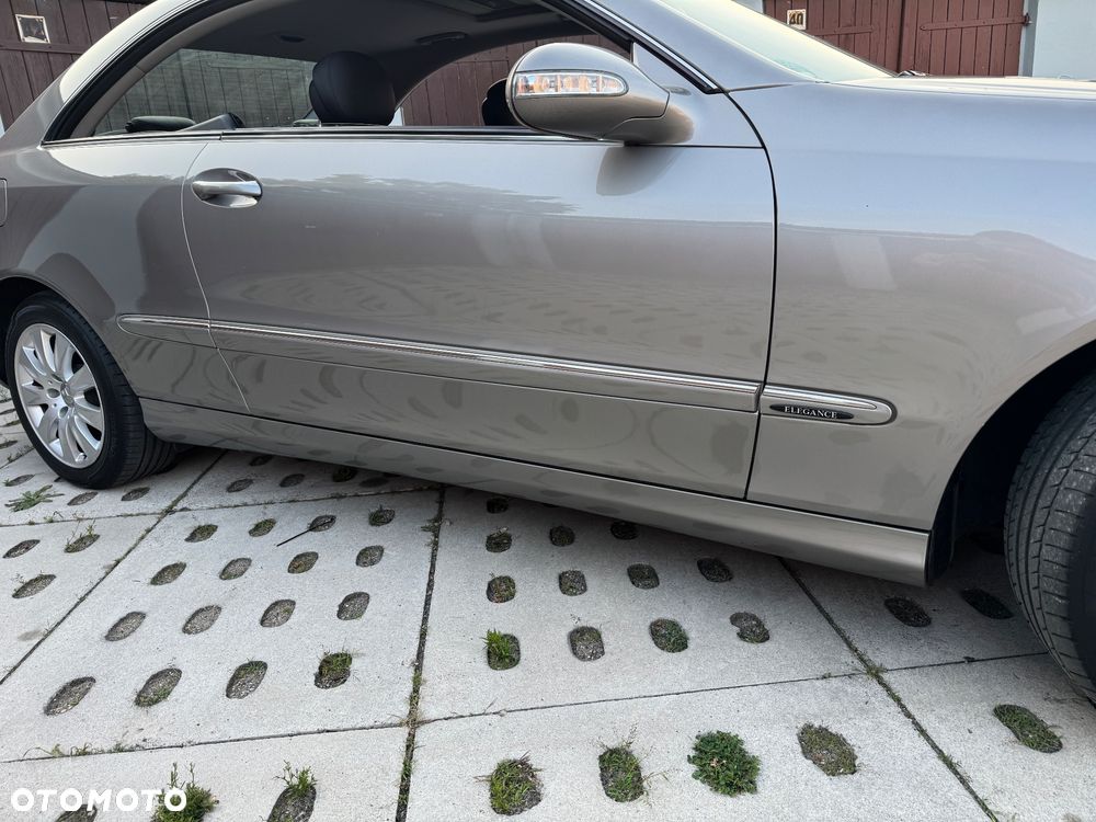 Mercedes-Benz CLK - 38