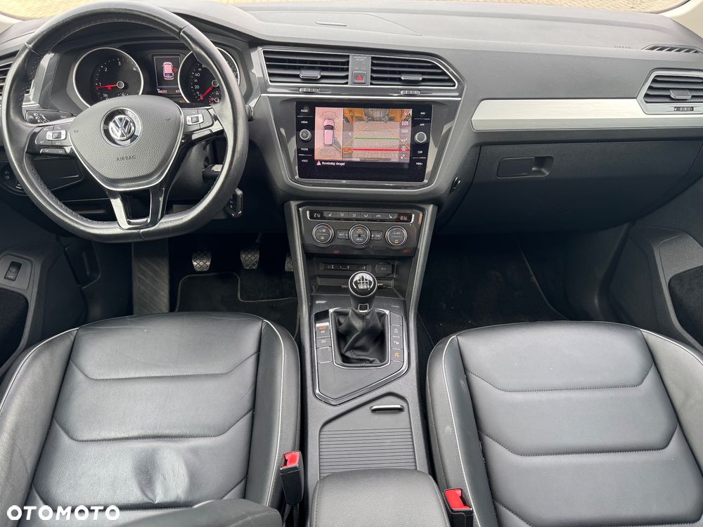 Volkswagen Tiguan 2.0 TDI SCR (BlueMotion Technology) Comfortline - 17