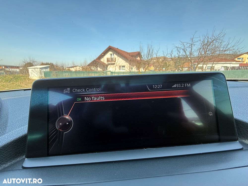 BMW Seria 1 120d - 17