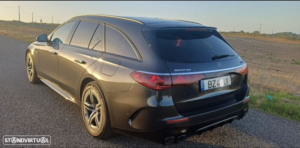 Mercedes-Benz E 53 AMG Hybrid 4Matic+ - 8