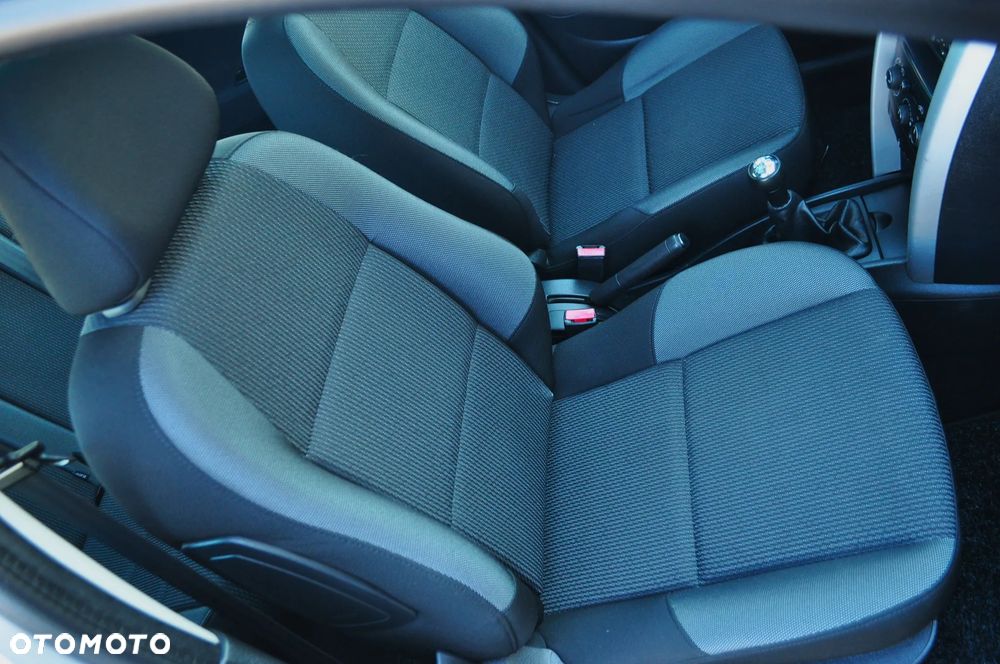 Peugeot 207 SW 95 VTi Family - 22