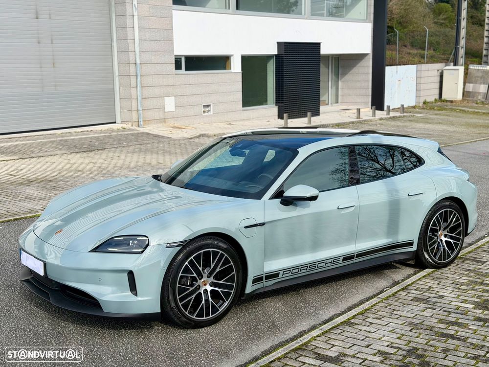Porsche Taycan Sport Turismo bateria Performance Plus - 23