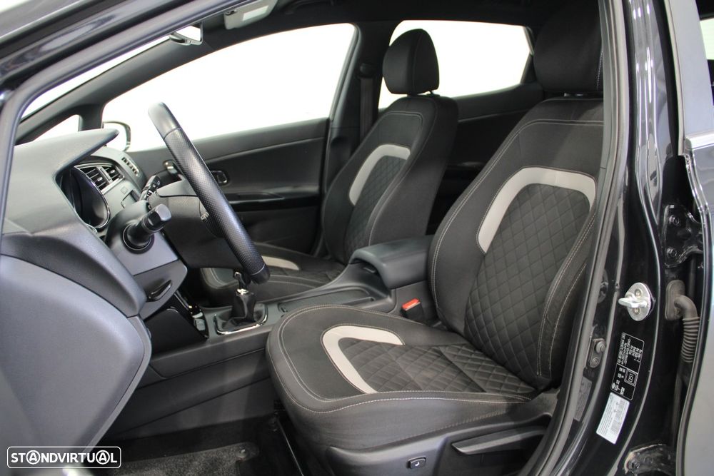 Kia Ceed 1.6 CRDi GT Line - 8