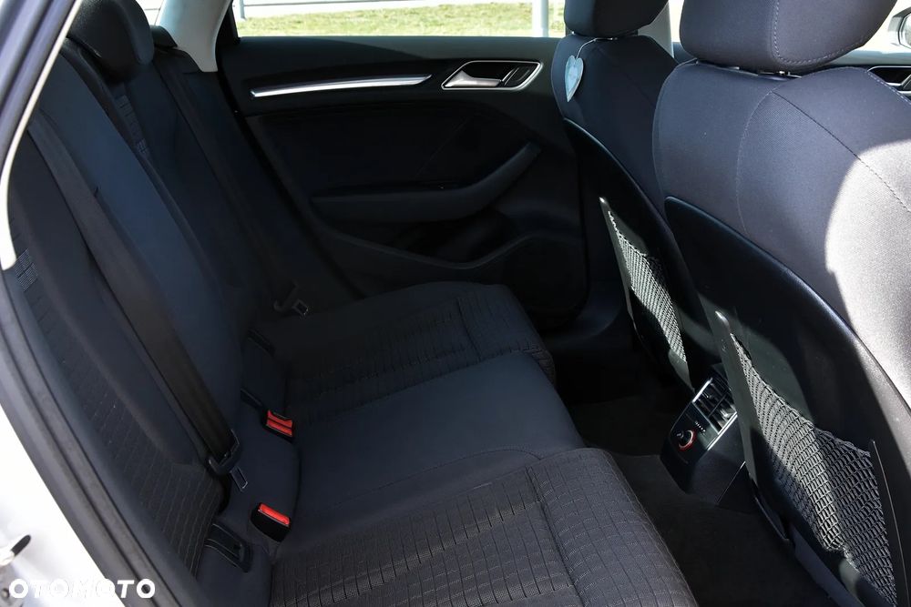Audi A3 Limousine 2.0 TDI clean diesel Ambiente - 25