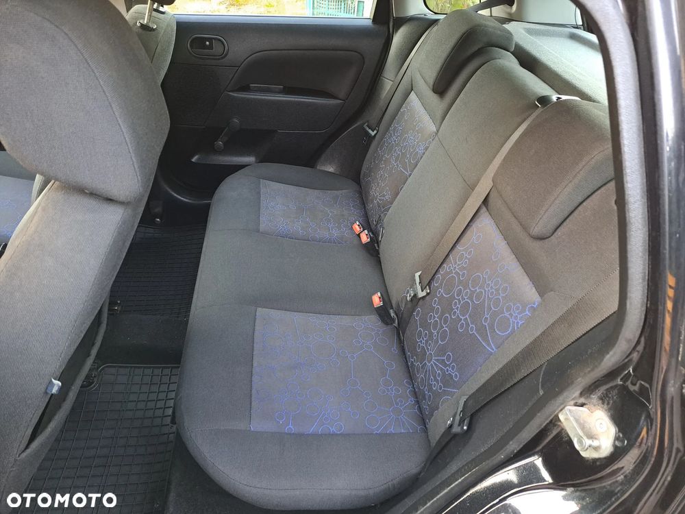 Ford Fiesta 1.4 - 8