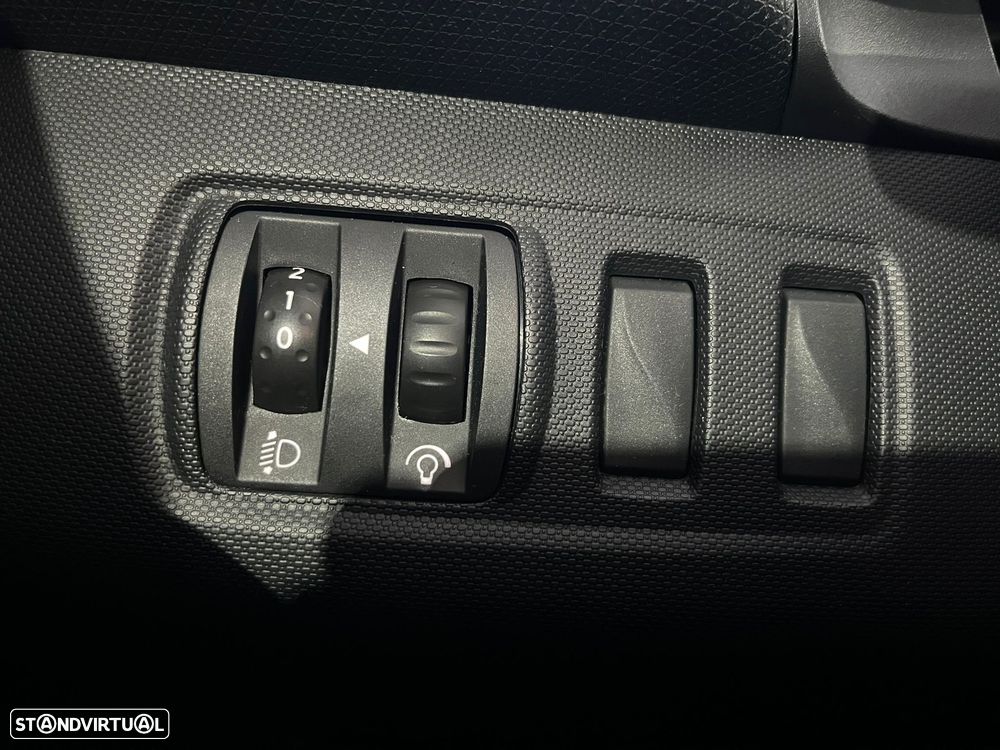 Renault Clio - 20