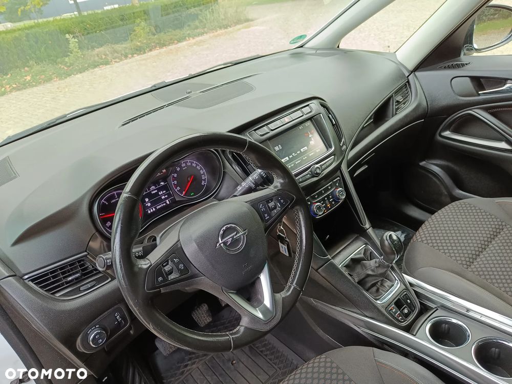 Opel Zafira 2.0 D (CDTI ecoFLEX) Start/Stop Innovation - 13