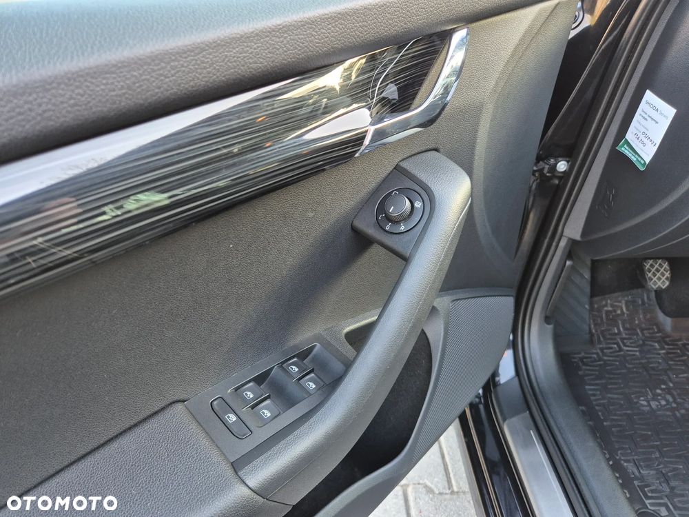 Skoda Octavia 1.4 TSI Style - 12