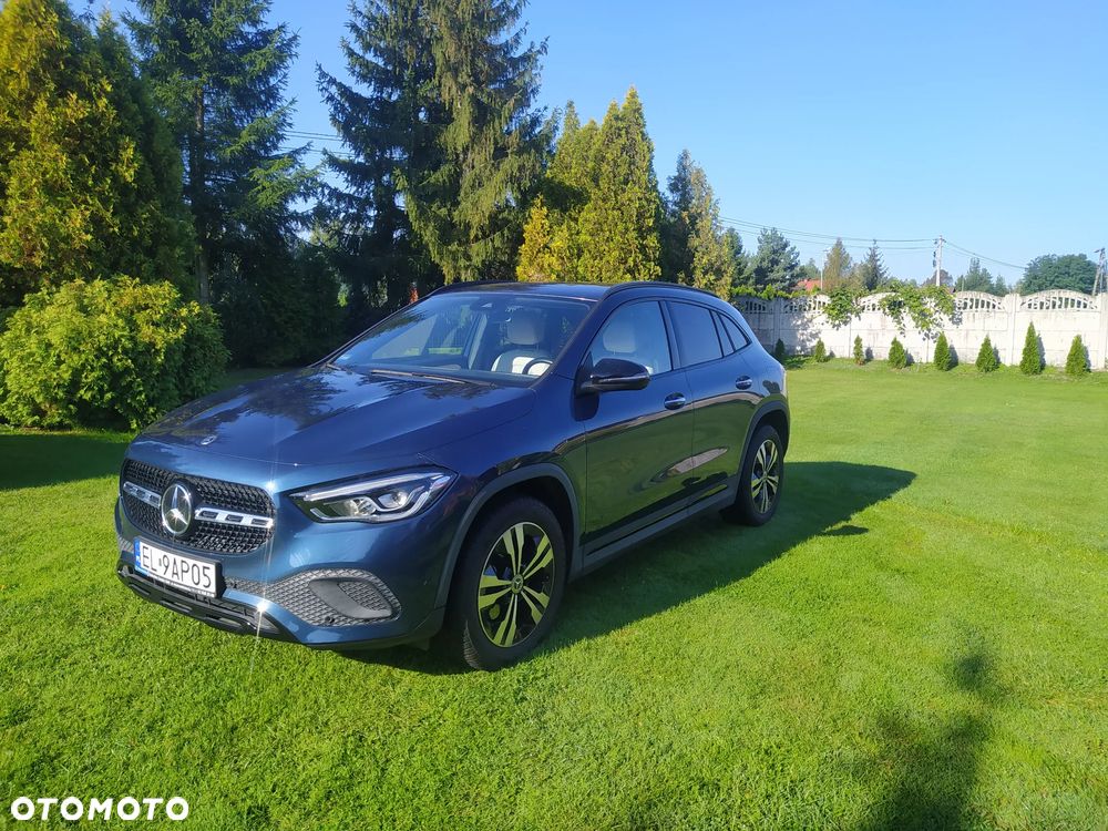 Mercedes-Benz GLA 200 - 20