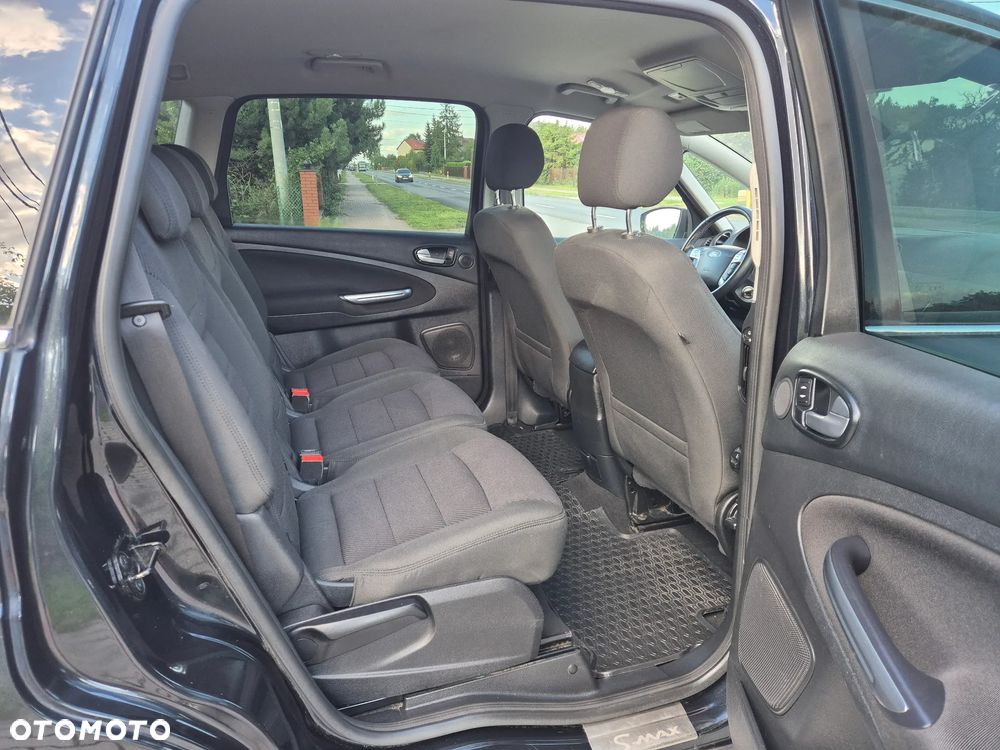 Ford S-Max 2.0 TDCi DPF Titanium - 13