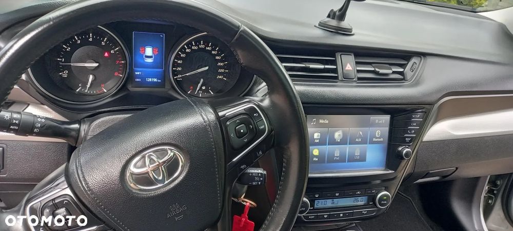 Toyota Avensis Touring Sports 1.8 Business Edition - 27