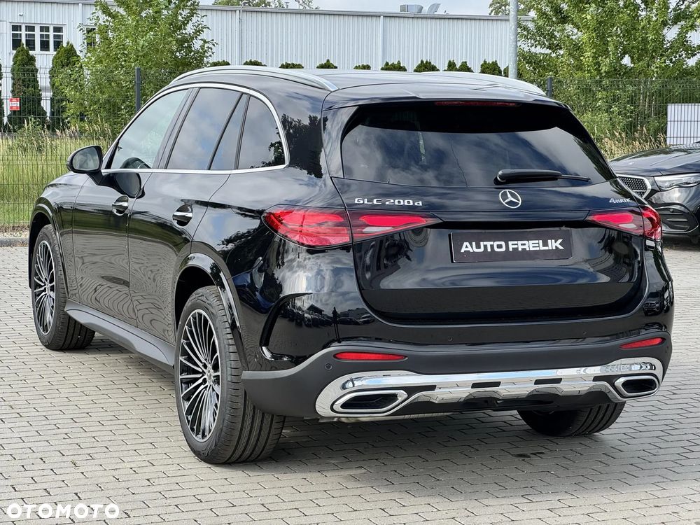 Mercedes-Benz GLC 200 d mHEV 4-Matic AMG Line - 12