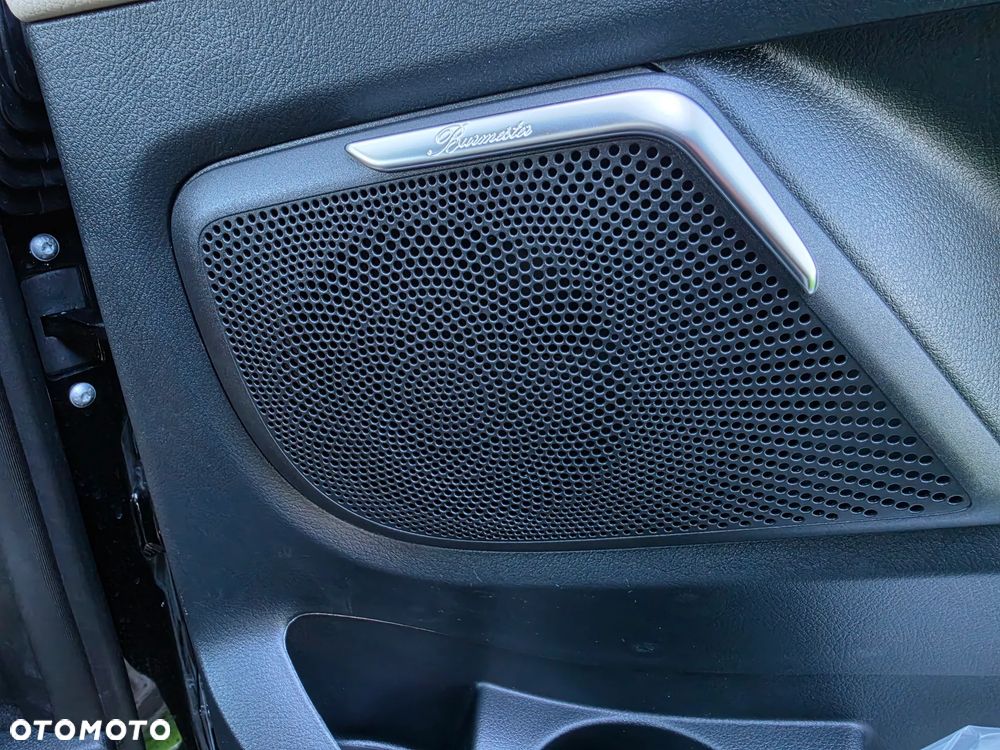 Mercedes-Benz Klasa V 300 d 4-Matic 9G-Tronic Exclusive (ekstra dł) - 32