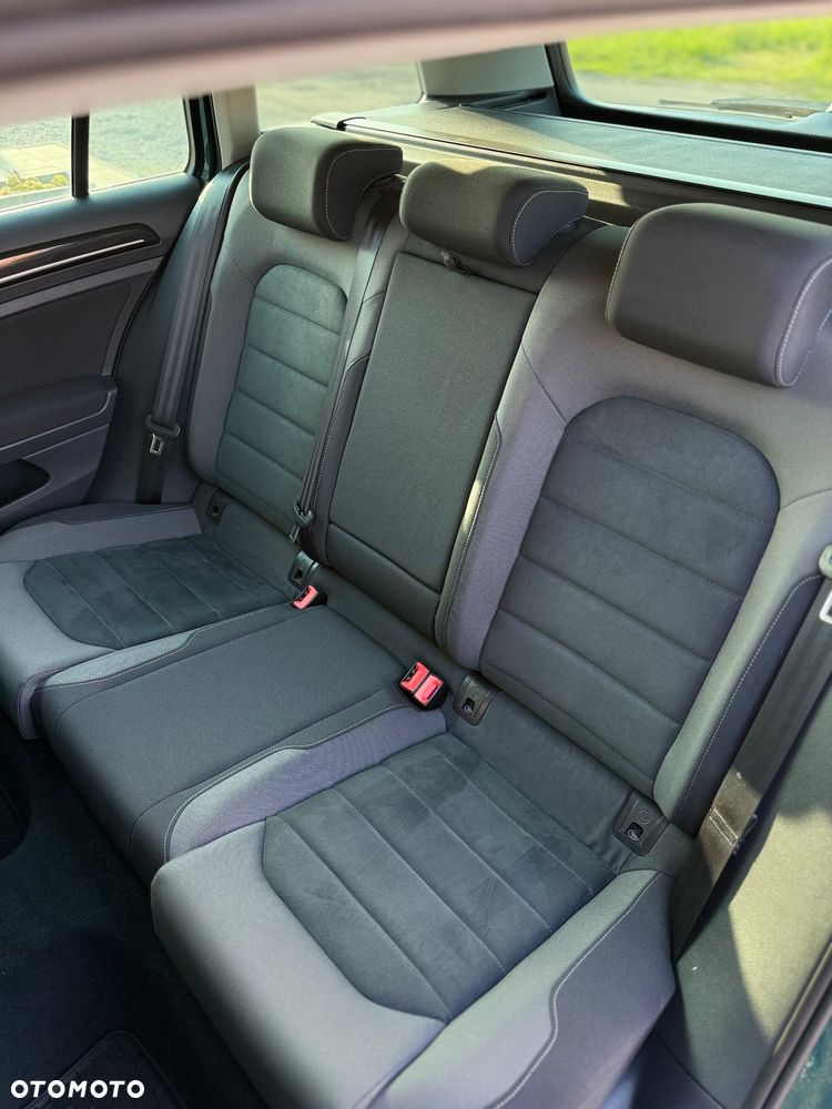 Volkswagen Golf Variant - 19