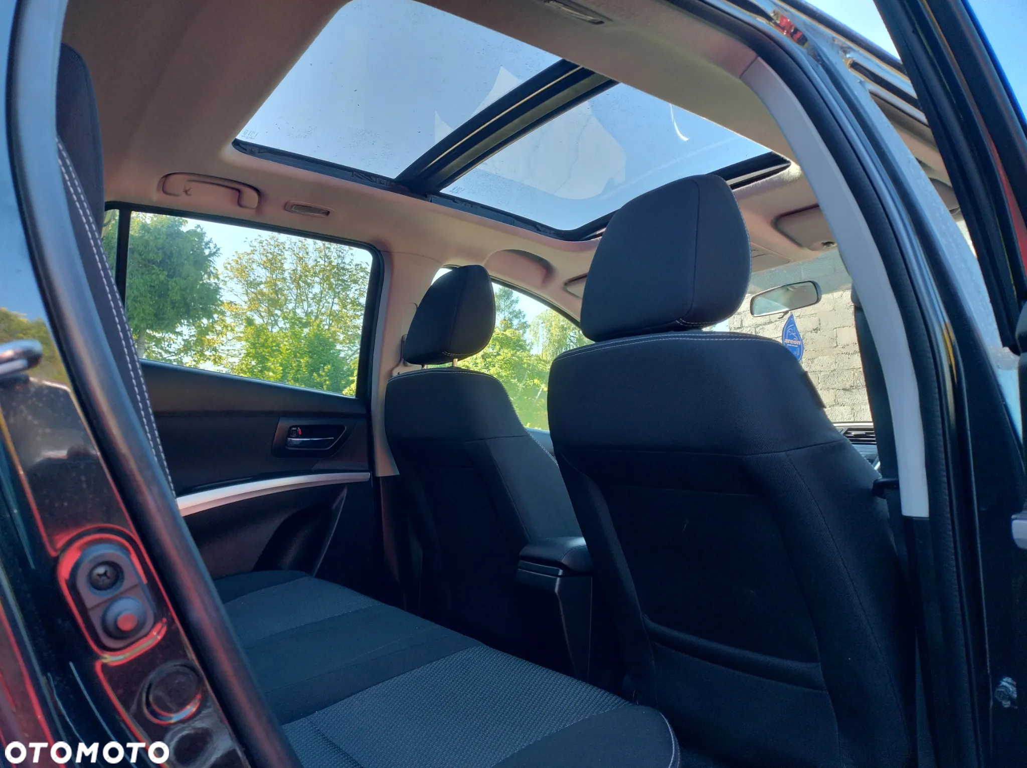 Suzuki SX4 S-Cross 1.6 DDiS 4x4 Comfort - 17