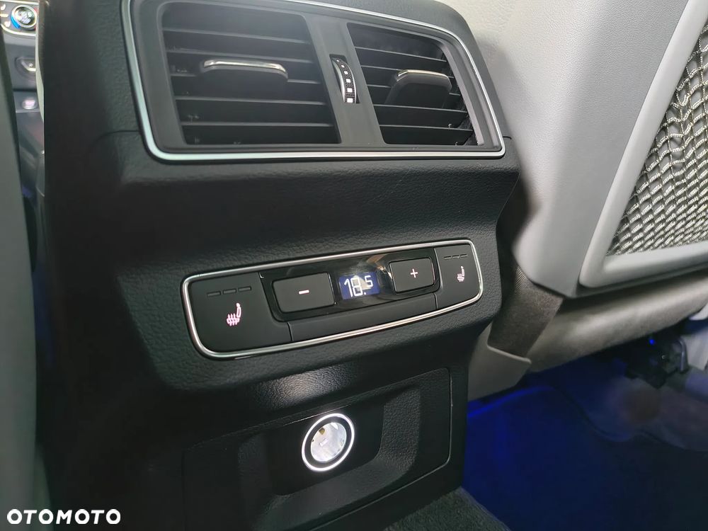 Audi Q5 2.0 TFSI Quattro S tronic design - 22