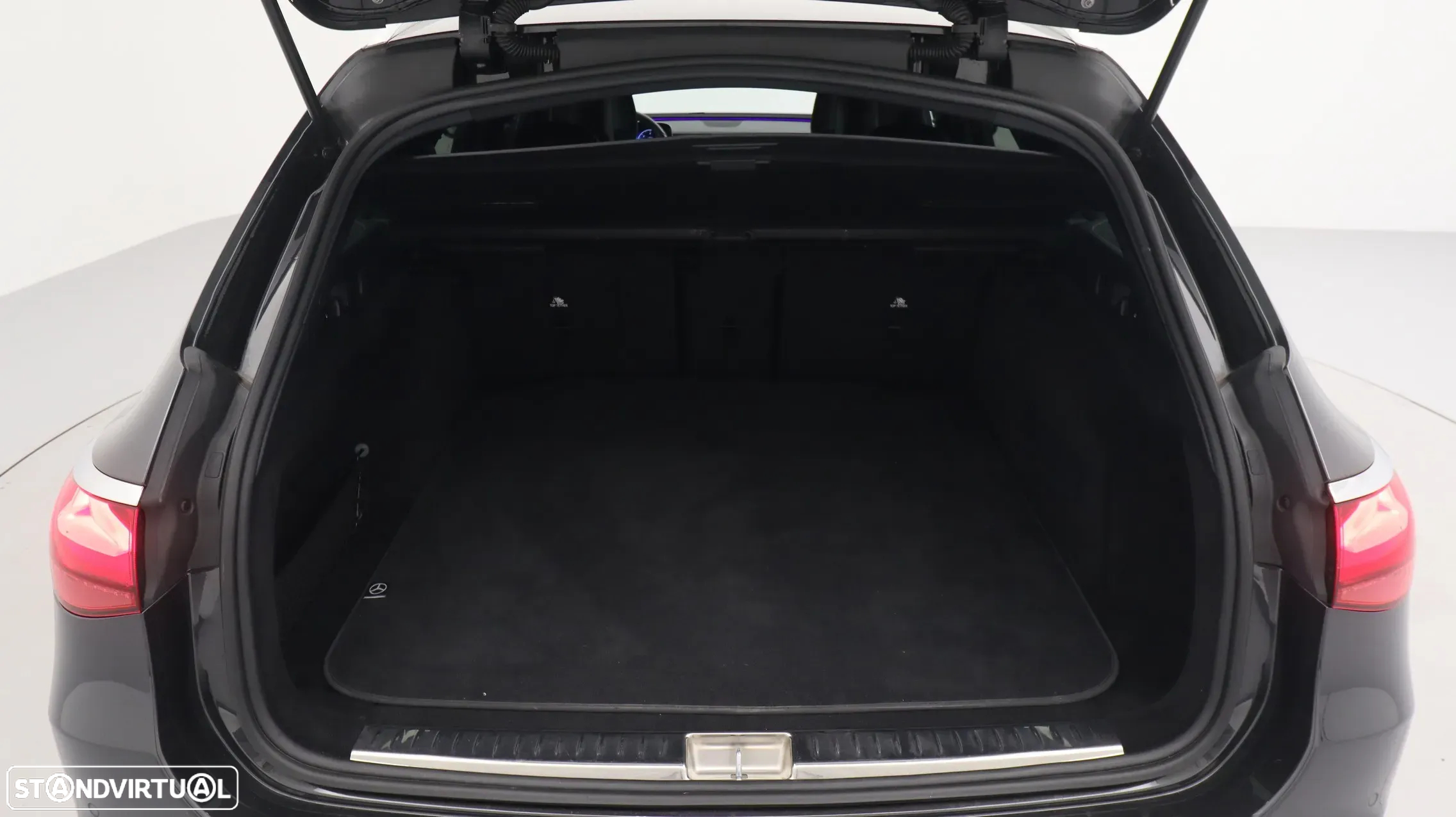 Mercedes-Benz E 220 d - 30