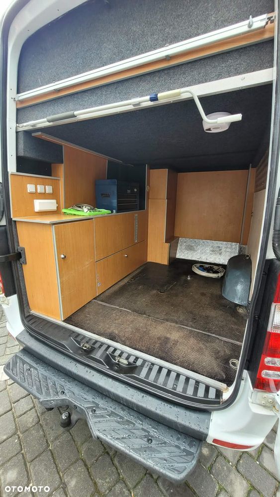Mercedes-Benz Sprinter - 15