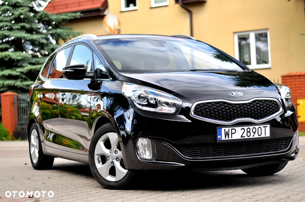 Kia Carens