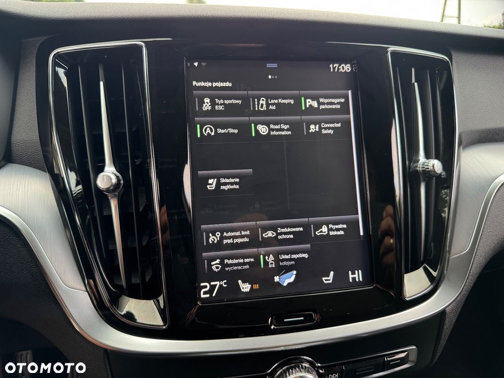 Volvo V60 D4 Geartronic Momentum Pro - 27