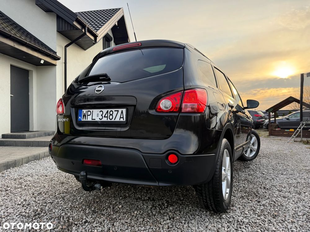 Nissan Qashqai+2 - 2