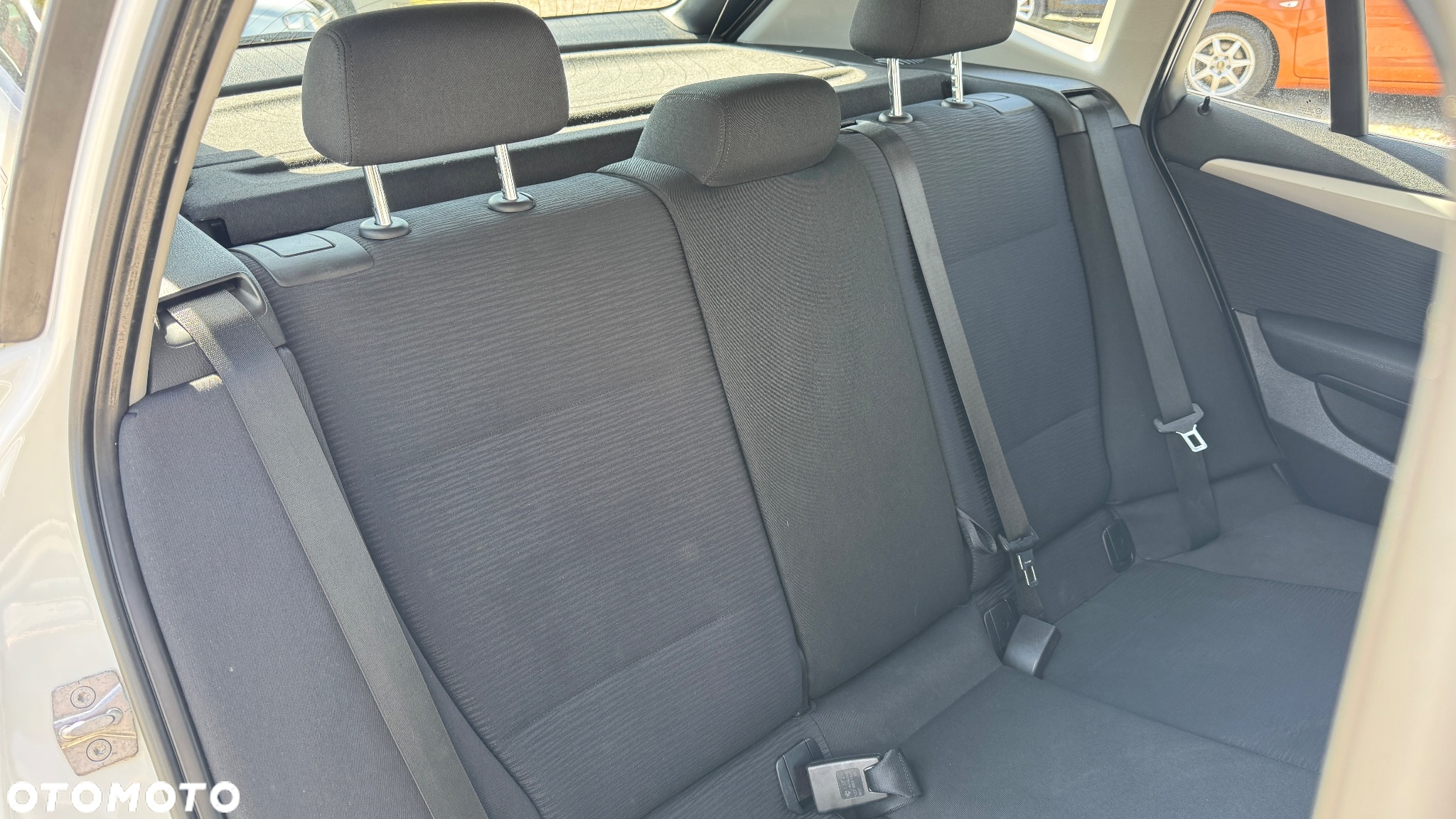 BMW X1 xDrive18d - 37