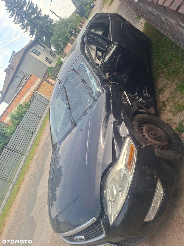 Ford Mondeo 2.0 TDCi Titanium - 11