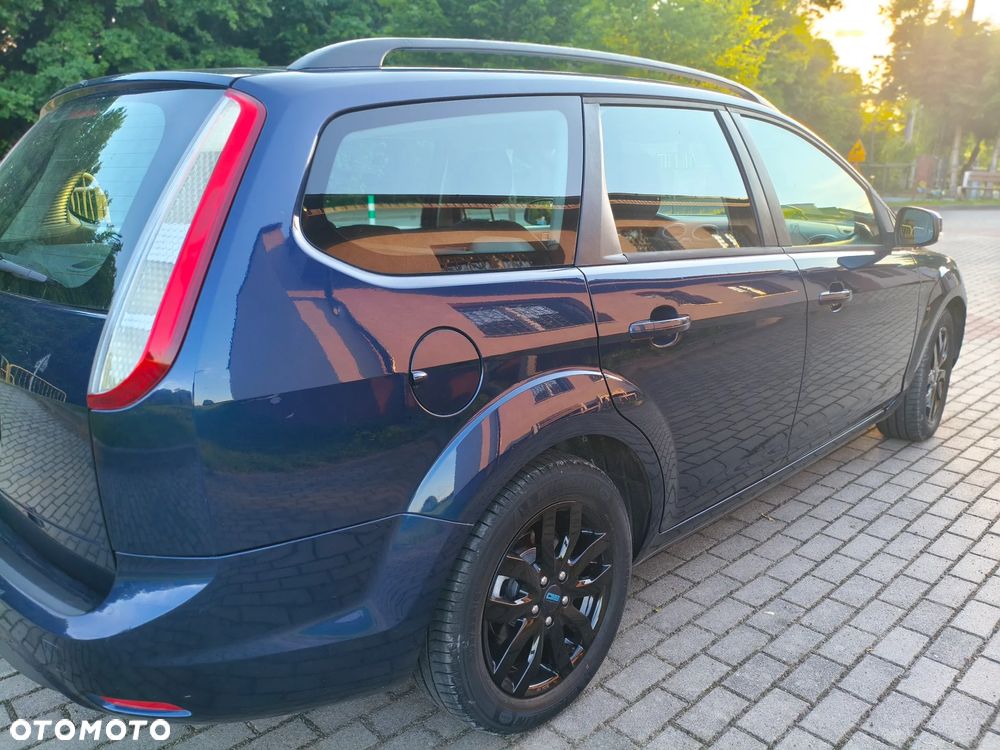 Ford Focus 1.6 Ambiente EU5 - 6