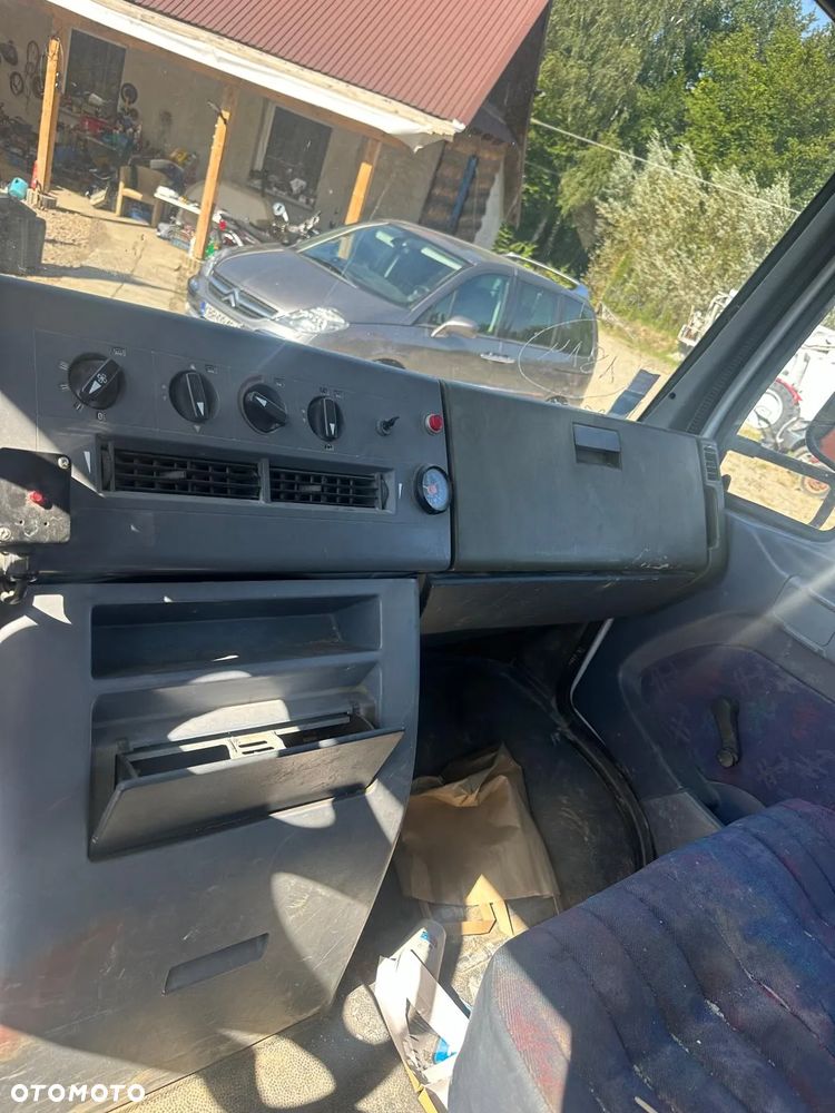 Mercedes-Benz Wywrotka Wywrot Kiper HDS MERCEDES Vario 814D Żuraw HDS HIAB - 12