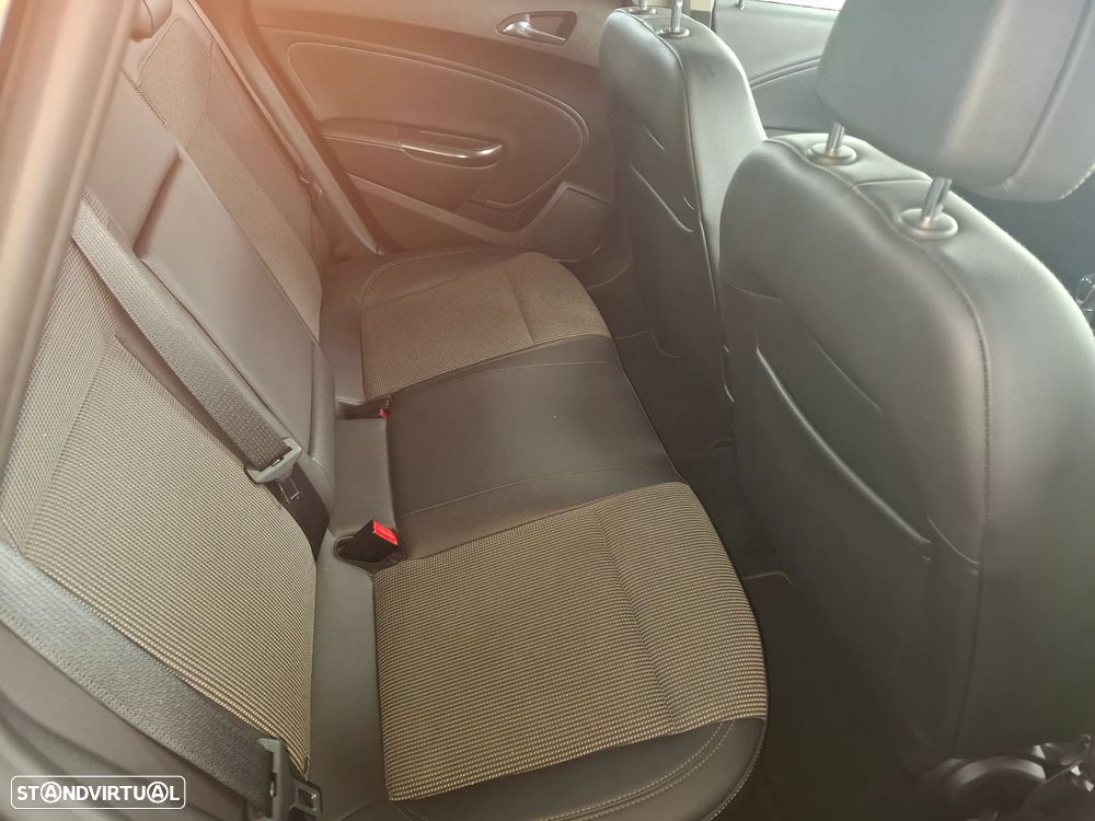 Opel Astra 1.4 Cosmo - 3