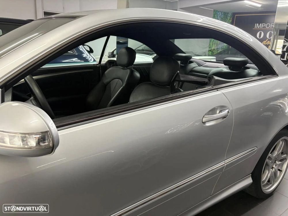 Mercedes-Benz CLK 220 CDi Avantgarde Aut. - 38
