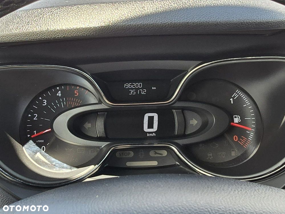 Renault Captur - 31
