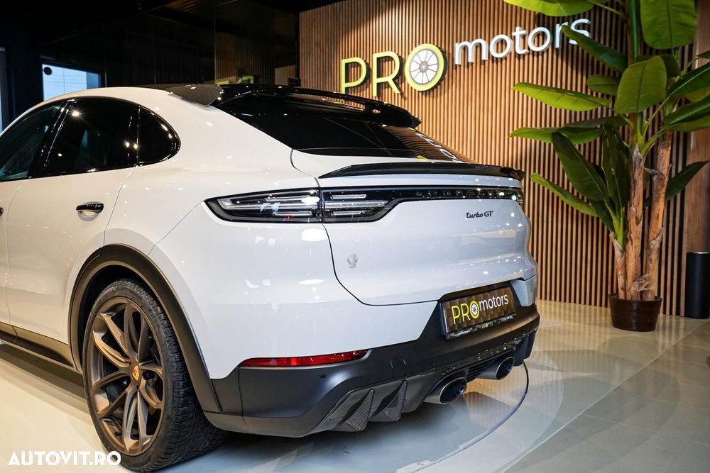 Porsche Cayenne Coupe - 16