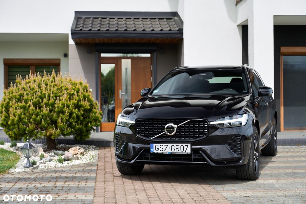 Volvo XC 60 B4 D R-Design - 3