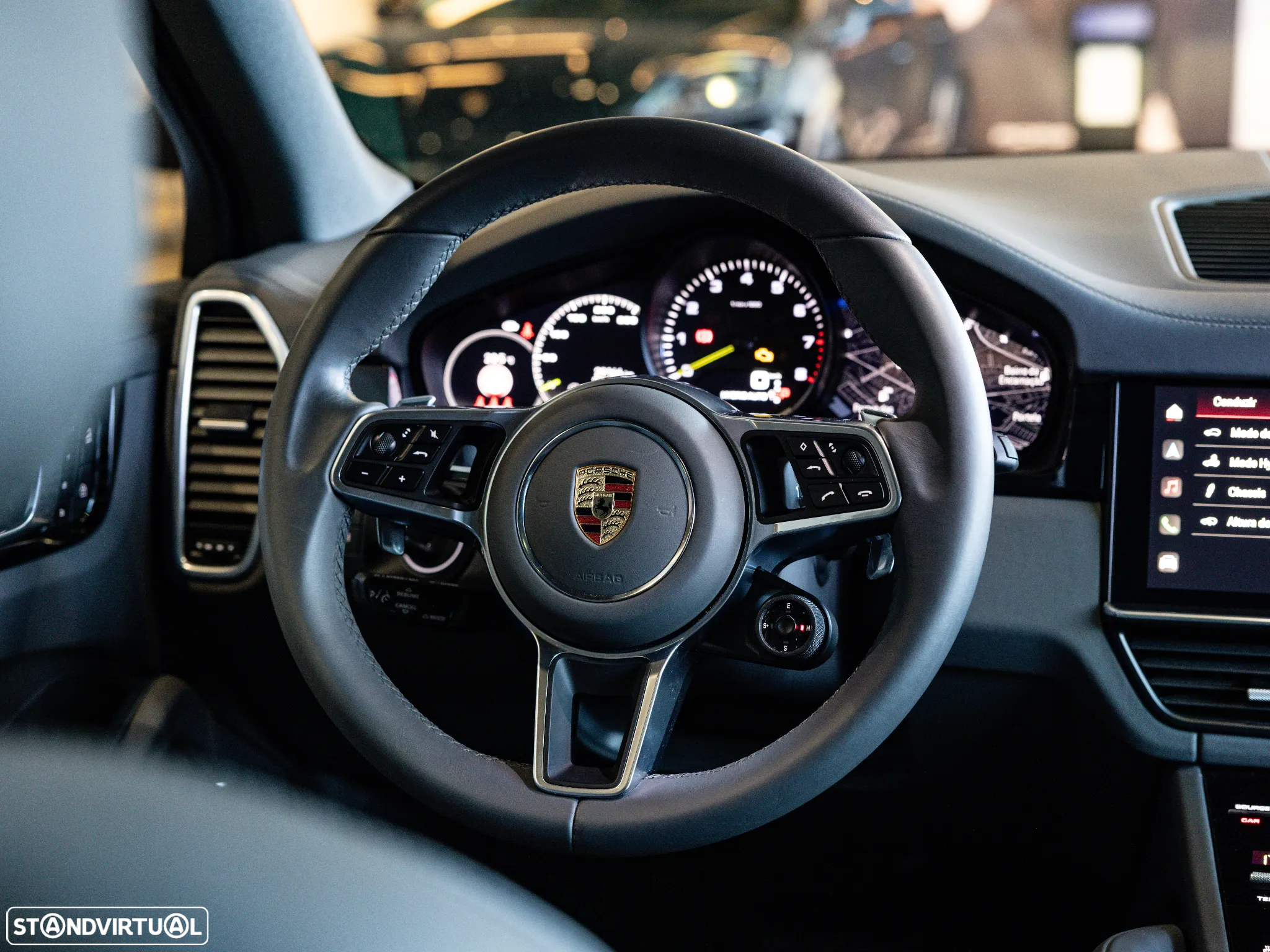 Porsche Cayenne E-Hybrid Platinum Edition - 35