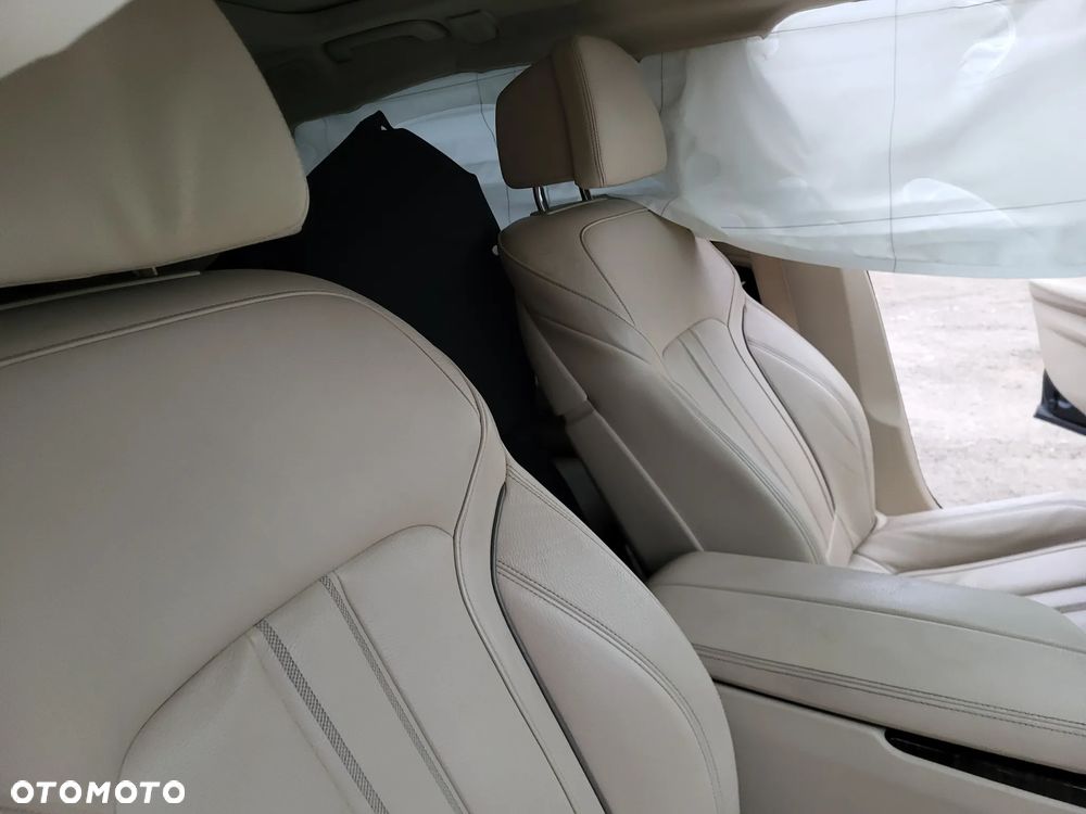 BMW Seria 5 540d xDrive Sport Line - 29