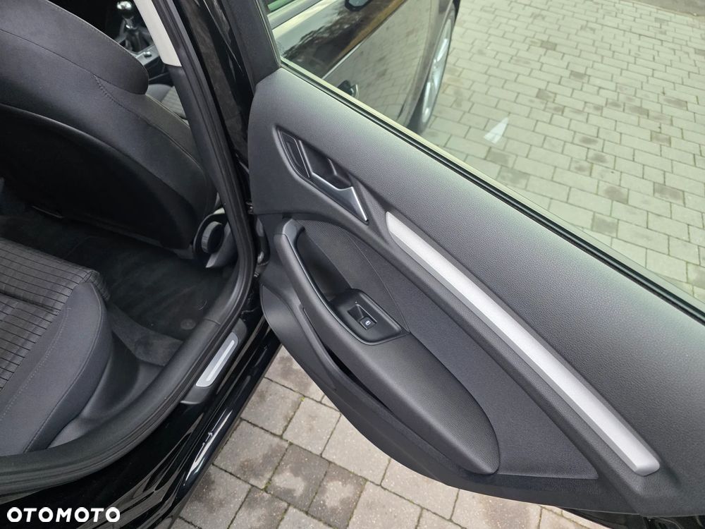 Audi A3 Sportback 1.4 TFSI Attraction - 15