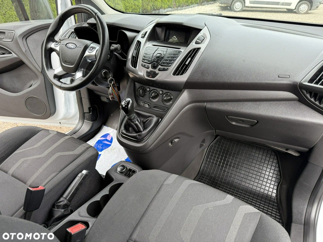 Ford Connect - 12