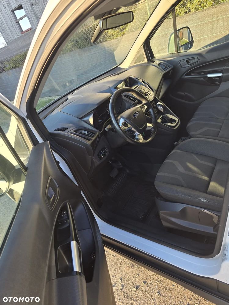 Ford Transit Connect - 10