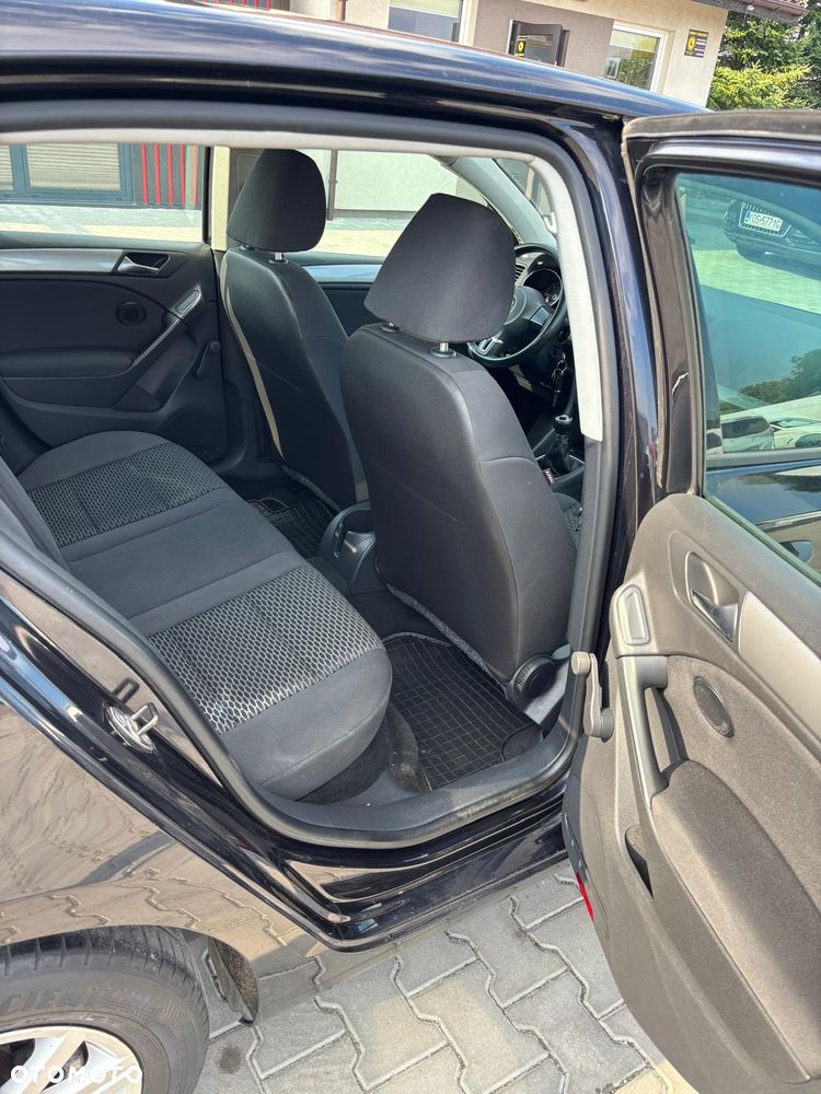 Volkswagen Golf 2.0 TDI DPF Comfortline - 11