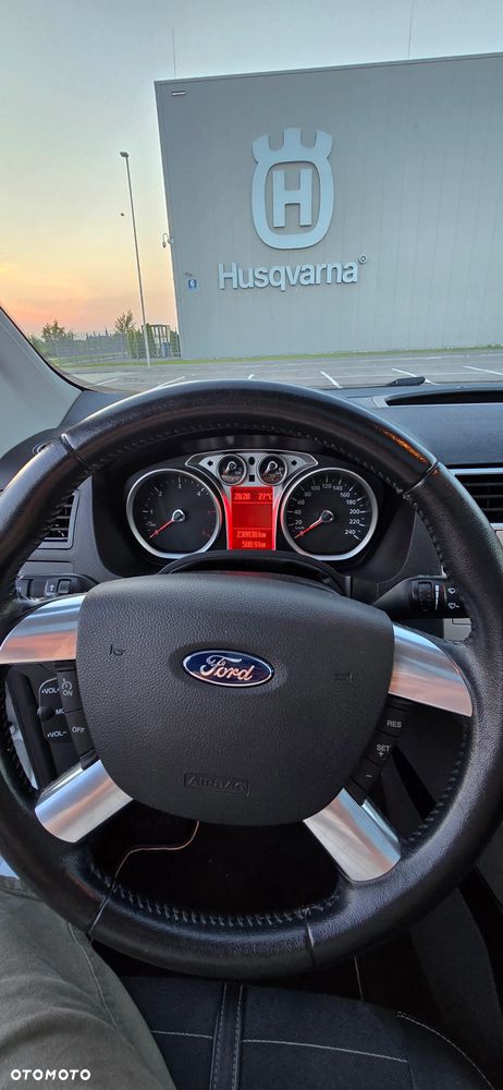 Ford Kuga 2.0 TDCi Individual - 8