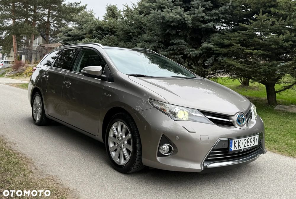 Toyota Auris - 4