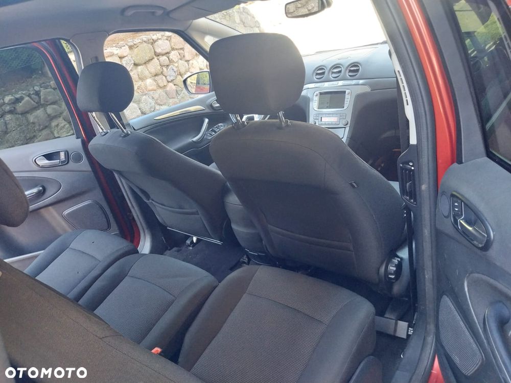 Ford S-Max - 18