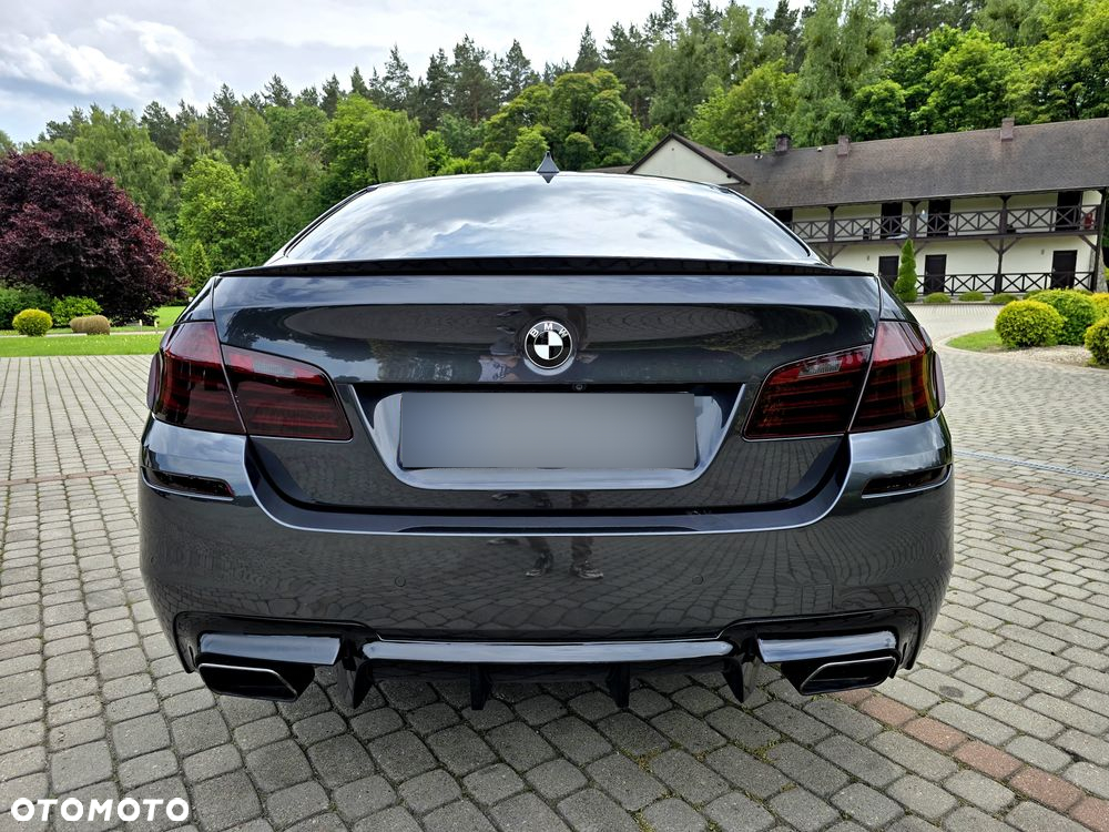 BMW Seria 5 530d xDrive - 6