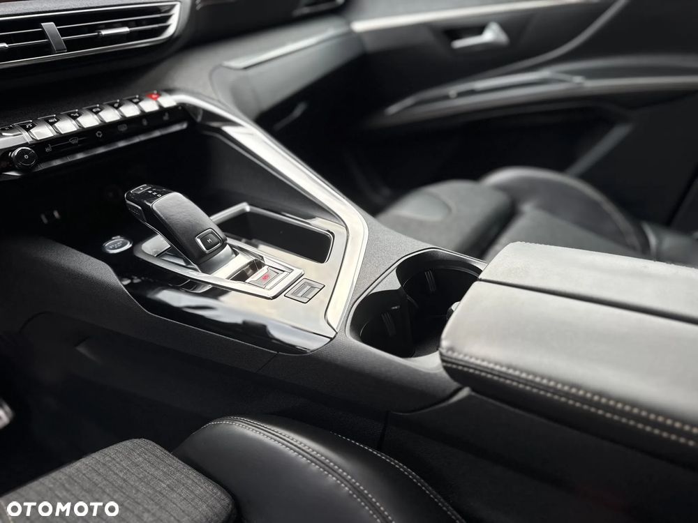 Peugeot 5008 - 22