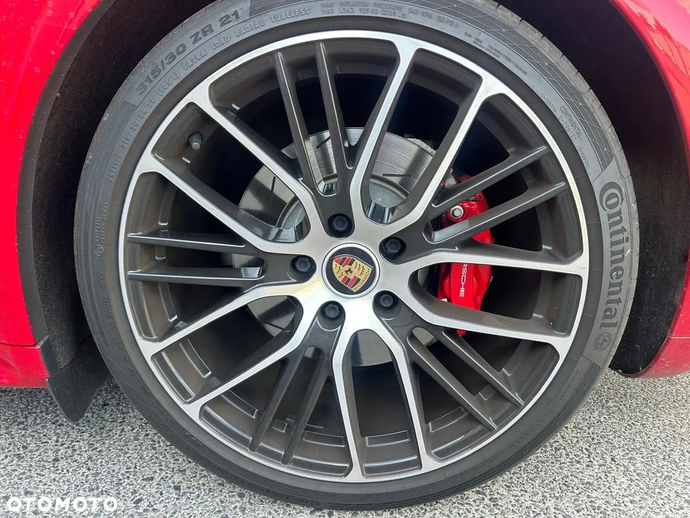 Porsche Panamera GTS - 21